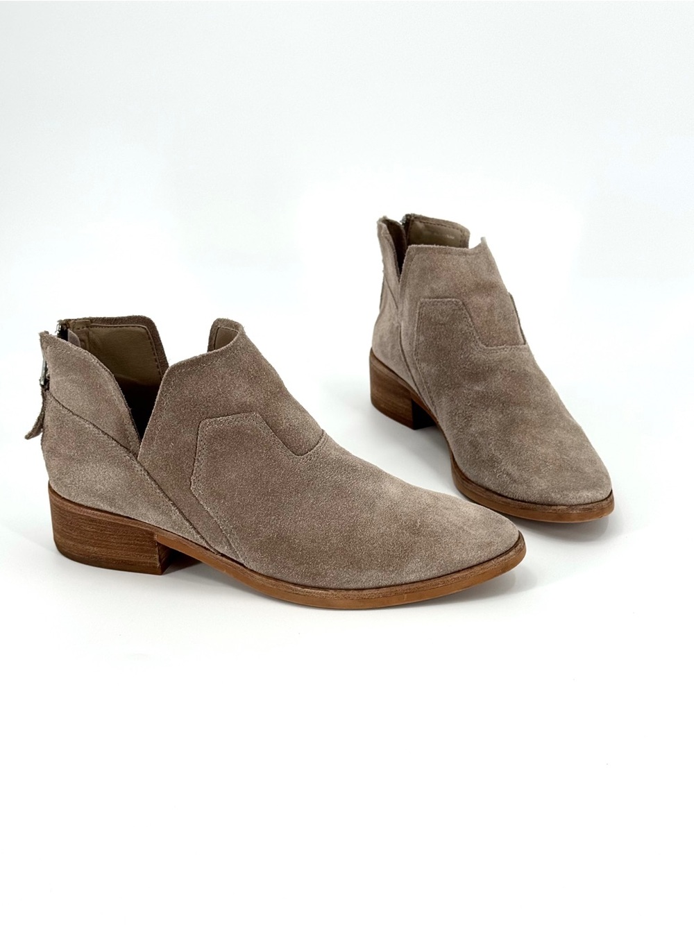 Dolce Vita Titus Suede Leather Ankle Boot